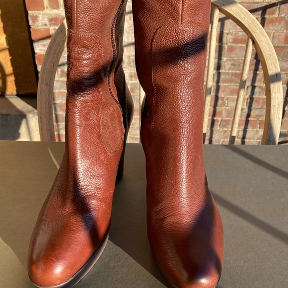 NEW IN BOX KENNETH COLE BROWN TALL BOOT 9/9.5 - Picture 10 of 11